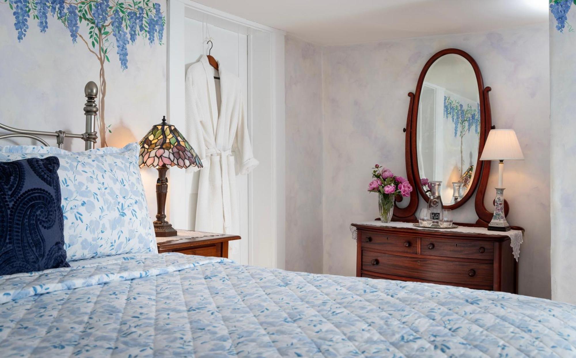 Maguire House Bed And Breakfast Ashburnham Экстерьер фото